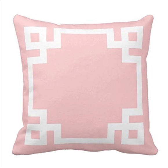 GLAM DECOR Other - 5⭐️⭐️⭐️⭐️⭐️RATED!